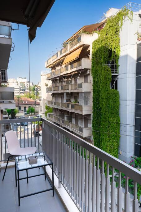 Homey Renovated 1 Bedroom Apartment In Kesariani Афины Экстерьер фото